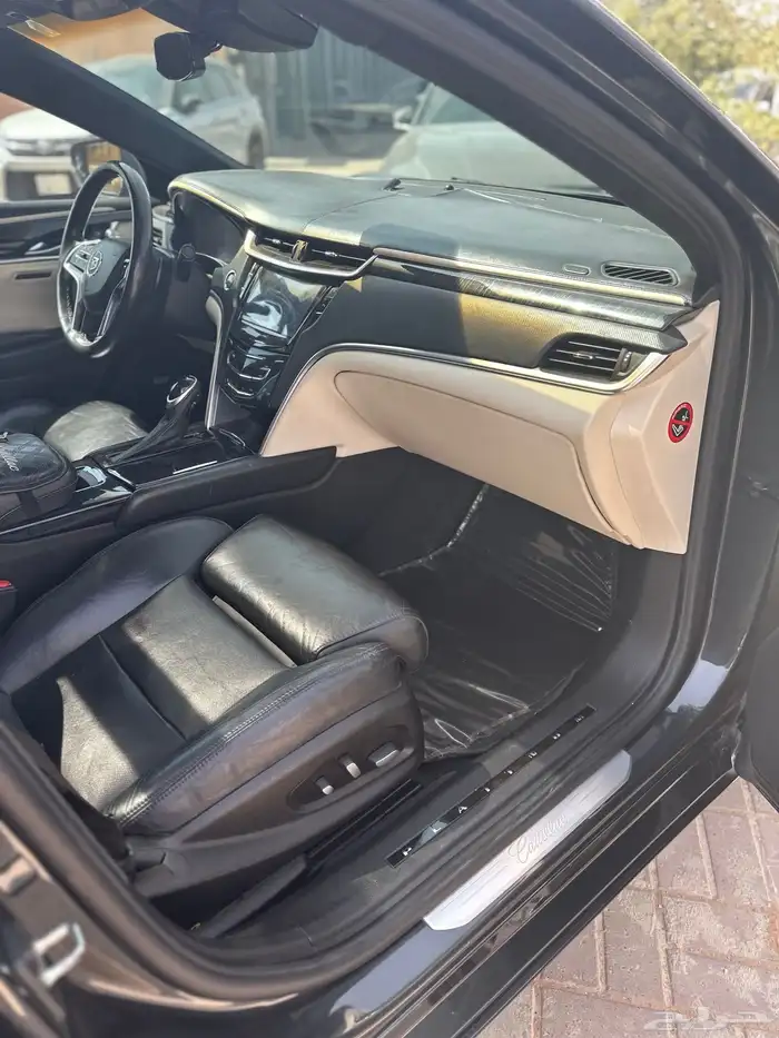 كاديلاك xts v platinum 6