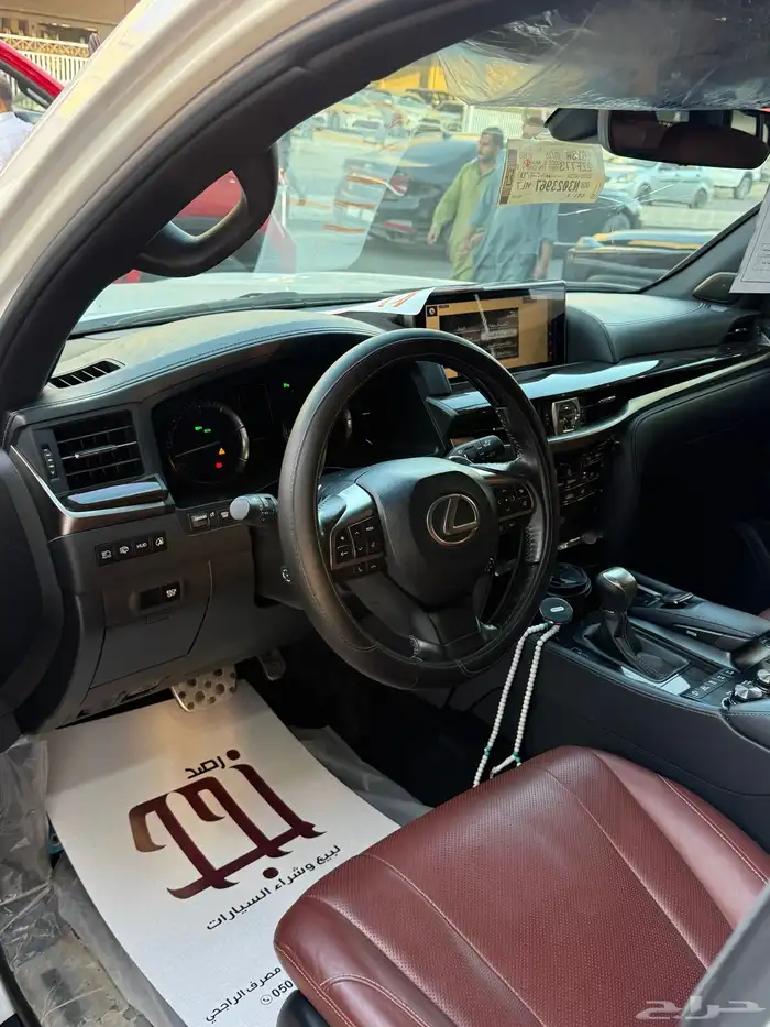 لكزس 2021 عداد 135 الف سعودي فل 3