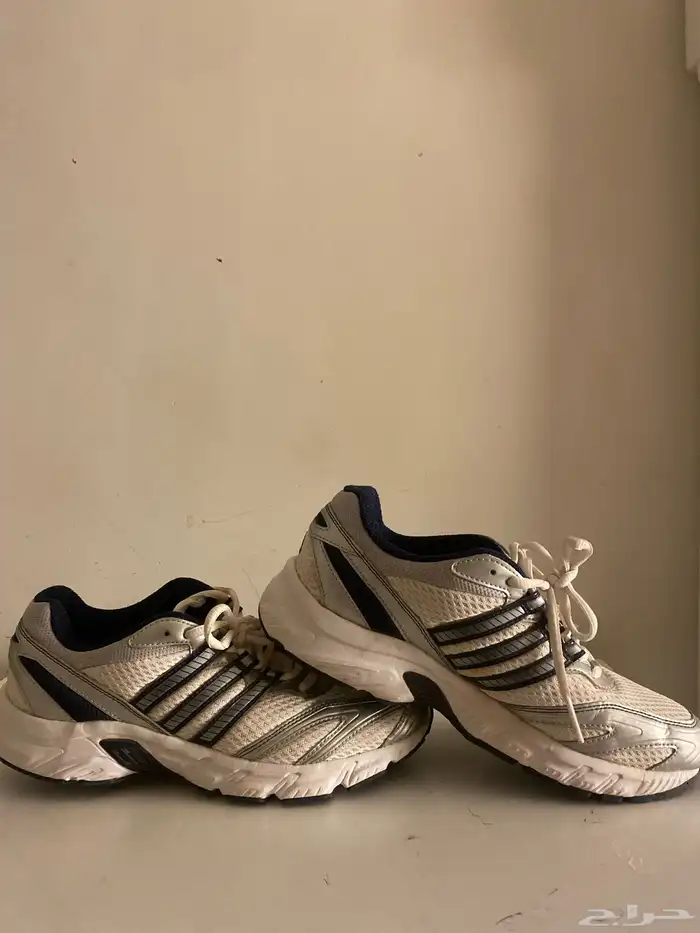 جزمه(adidas Furano 2 0