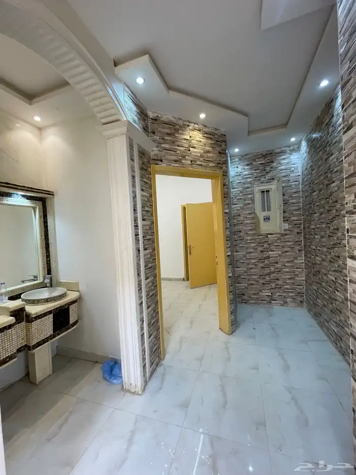 دور ارضي الايجار حي البيان 8