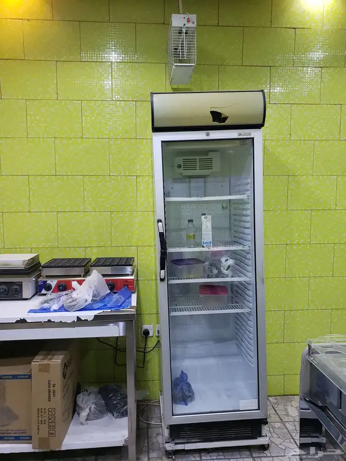 معدات محل عصاير للبيع فريز 10