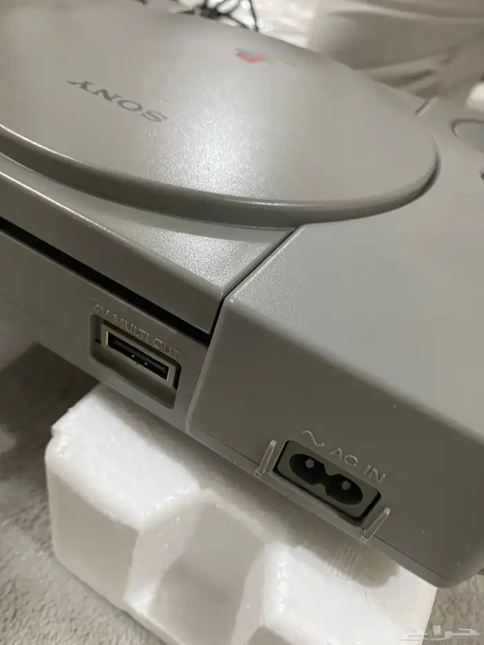 بلاي ستيشن 1 شبه جديد ونادر 10