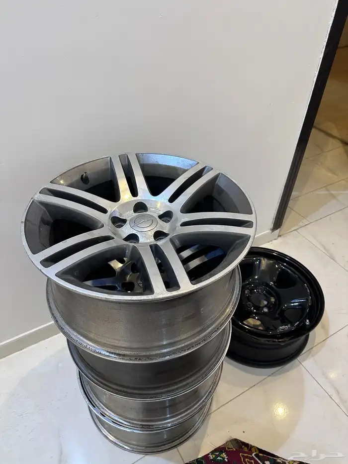 للبيع اكسسوارات اصليه كرايلسر 2014 0