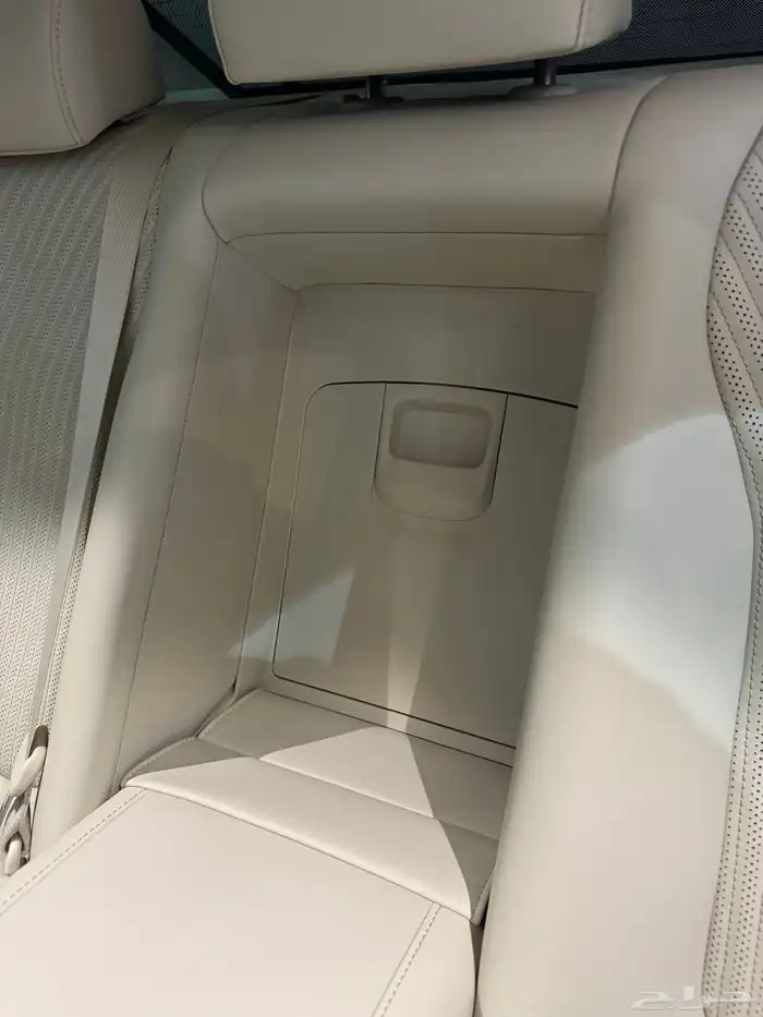 ازيرا كاليجرافي جرانديور 24