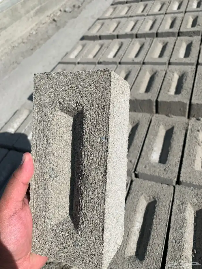 معدات مصنع طوب وداموك زراعه وخلاطه وقلاب داينه 24