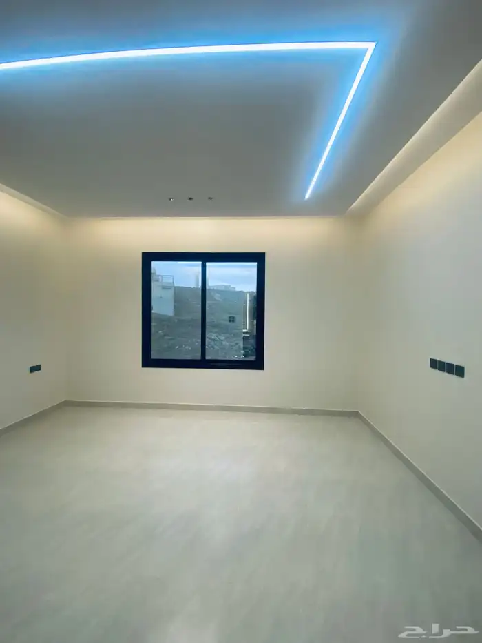 للبيع شقة دور ثاني مساحة كبيرة تشطيب فاخر بالمحاله 510الف 20