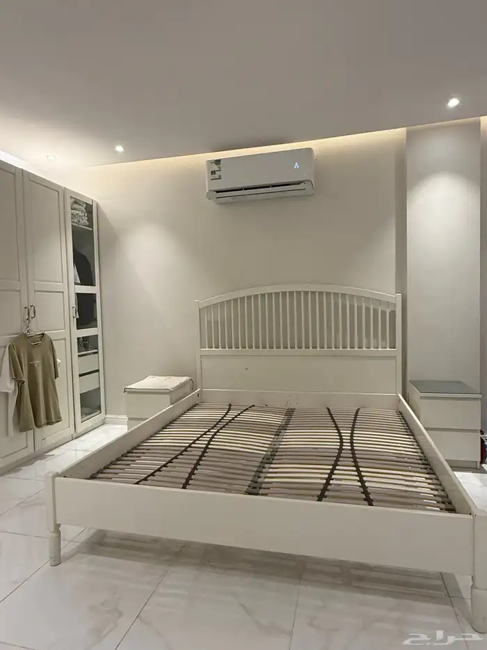 سرير Ikea مع مرتبة حجم 200   180 4