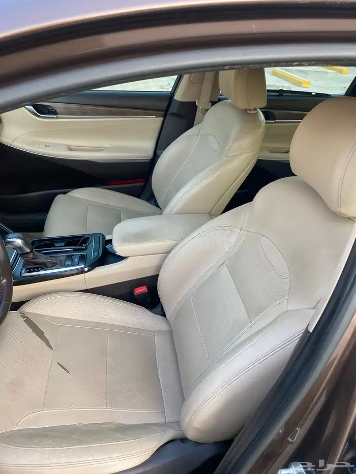 هيونداي ازيرا 2018 12