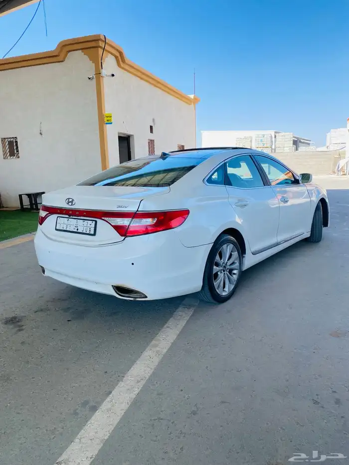 هيونداى أزيرا 2013 4