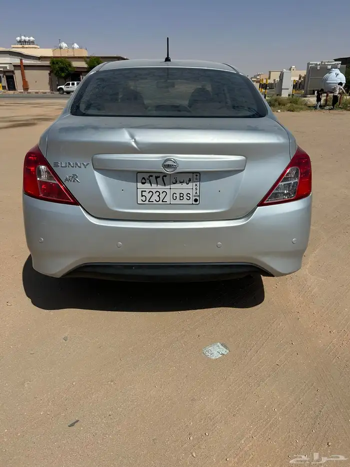 للبيع نيسان صني 2020 نضيفه 3