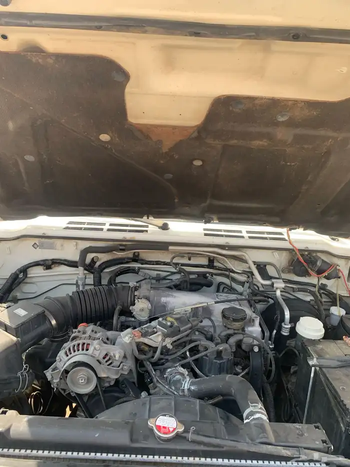 باجيرو 2000 12