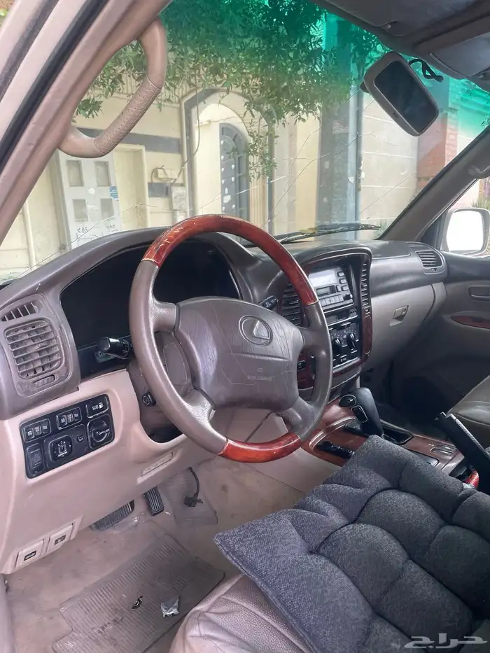 للبيع جيب لكزز 3