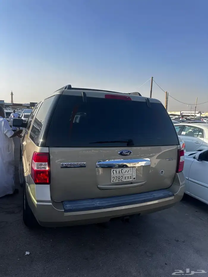 اكسبدشن 2008 نظيف مره ممشى قليل 0