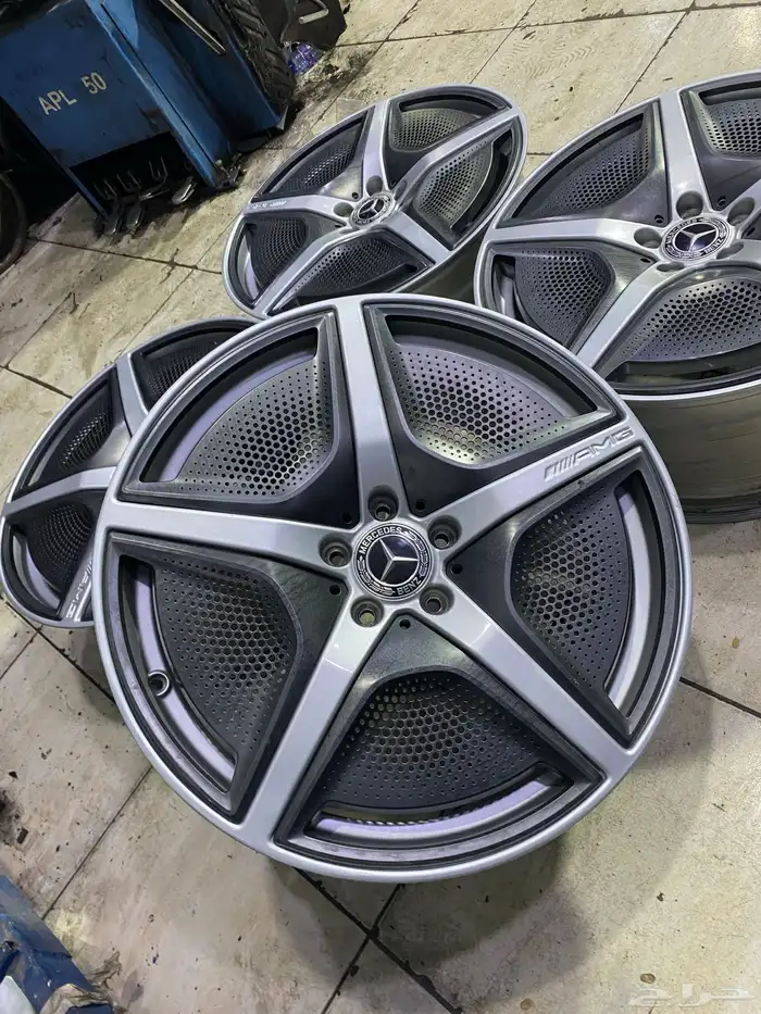 طقم جنوط مورسدس يخت مقاس 20 اصليه وكاله 6