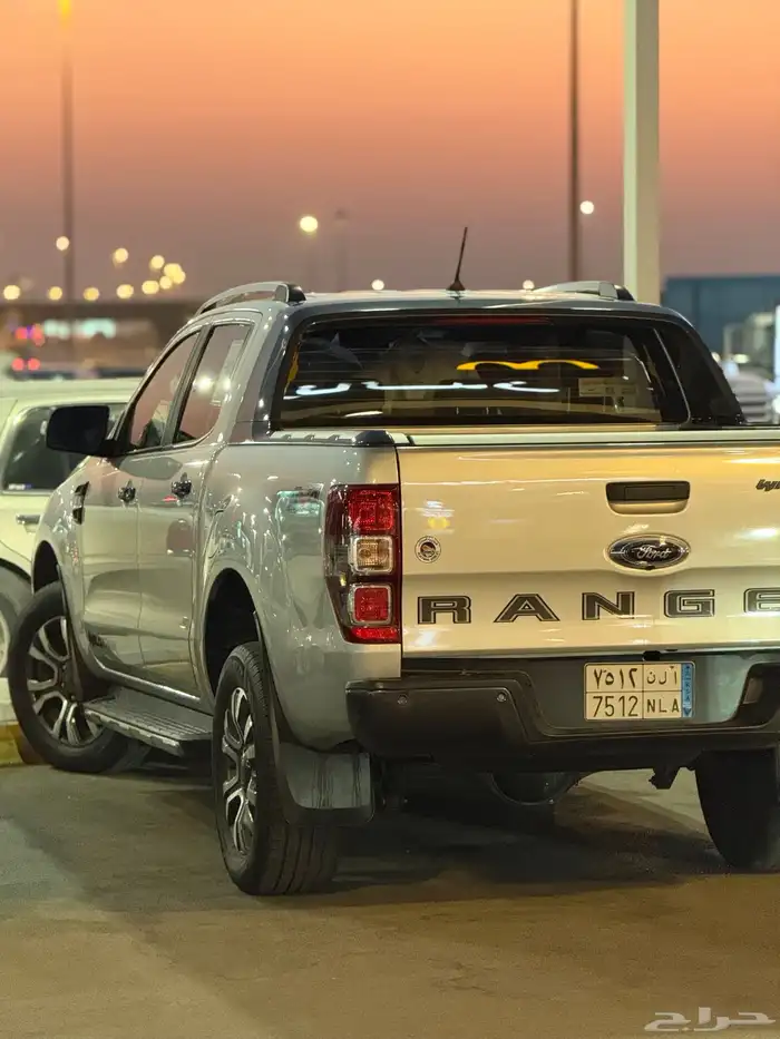 رنجروالدتراك اعلى فئه WILDTRAK 15
