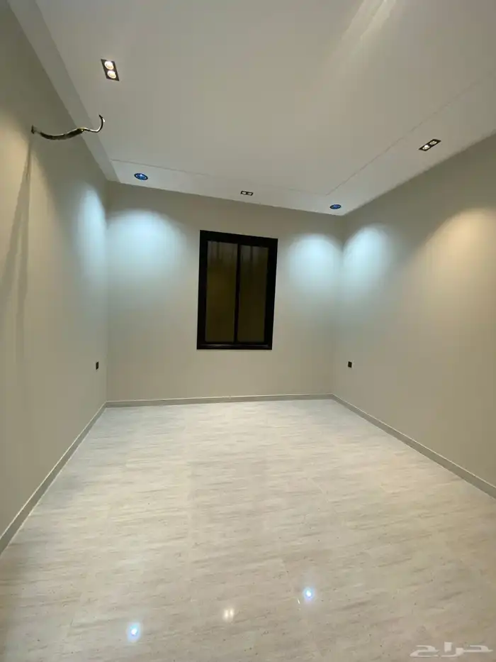 للبيع شقة دور ثاني مع سطح 6غرف ف درة الموسى 500 الف 16