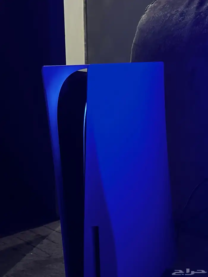 سوني 5 اخو الجديد نظيف جدا استعملته في الأسبوع مره 1