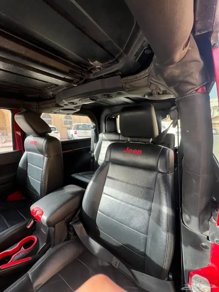 جيب رانجلر صحارى 2012 7