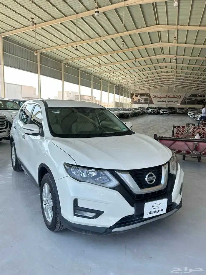 نيسان اكس تريل 2021 -7 مقاعد دبل 1