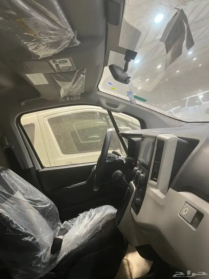 تويوتا هايس بضاعه وركاب ديزل اوتوماتيك وعادي 1