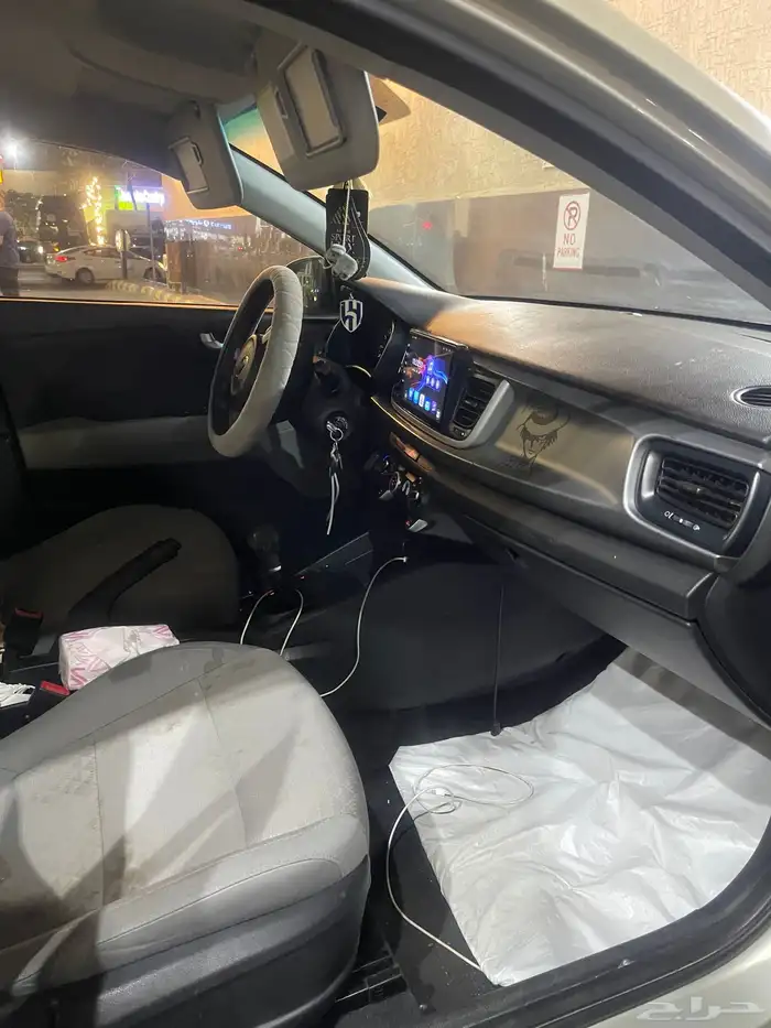 كيا ريو 2019 لون بيج 12