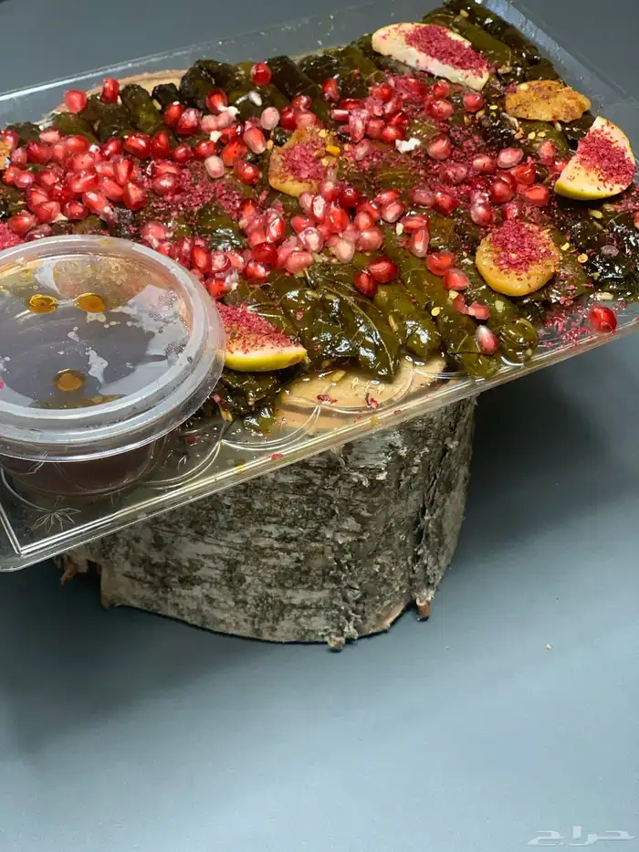 ورق عنب لذيذ وناطع من 25 ريال وفوق عندي توصيل 0