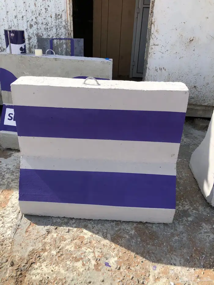 مصنع نيوجرسي حواجز خرسانيه ومناهل مسبقه الصنع 4