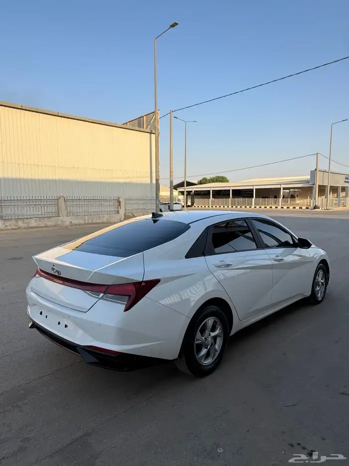 الانترا 2023 بنزين 4