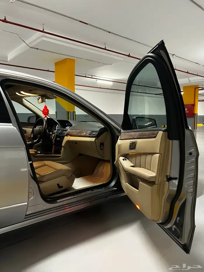 مرسيدس E200 2013 جفالي 20