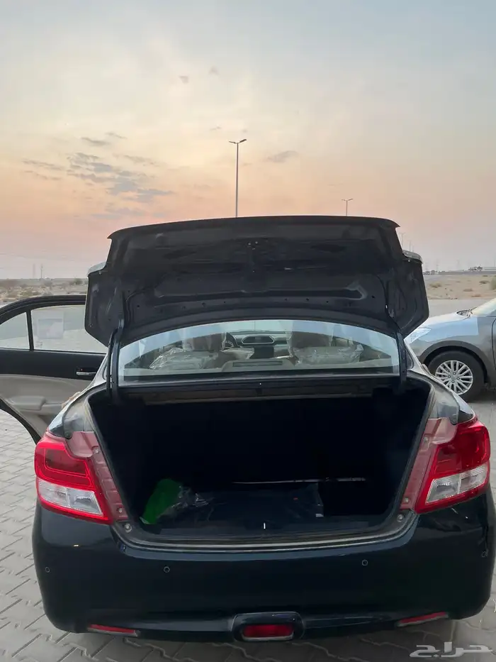 سزوكي ديزاير 2025. 3