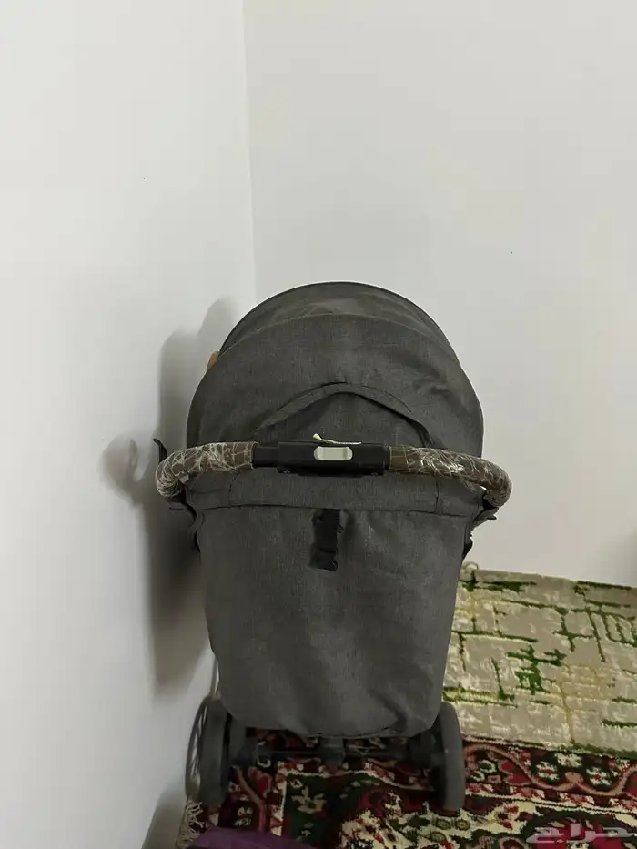 عربة الأطفال 0