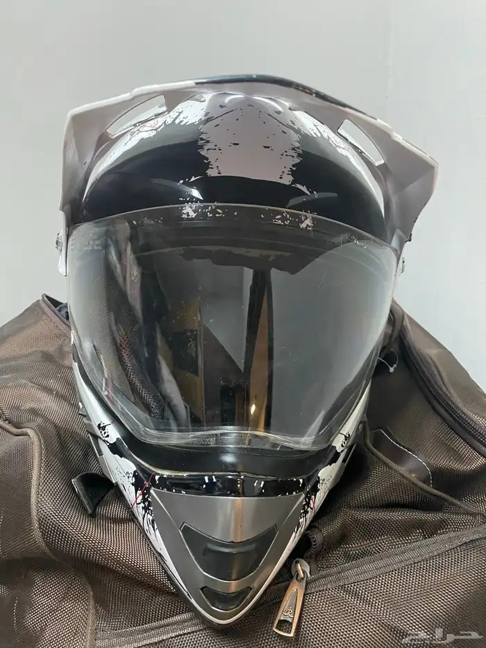 خوذة دباب LS2 ديار عدد2 مستخدمة مقاس XL و L 8