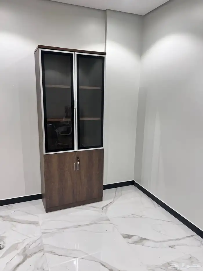 مكتب كرسي دولاب 12