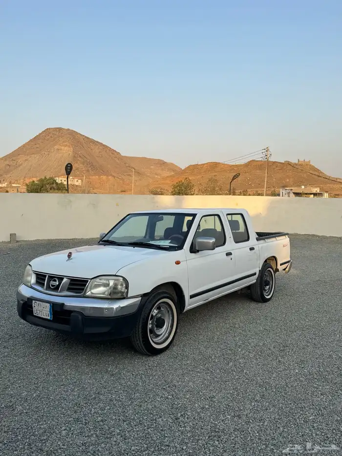 نيسان ددسن غمارتين 2014 GL-E 0