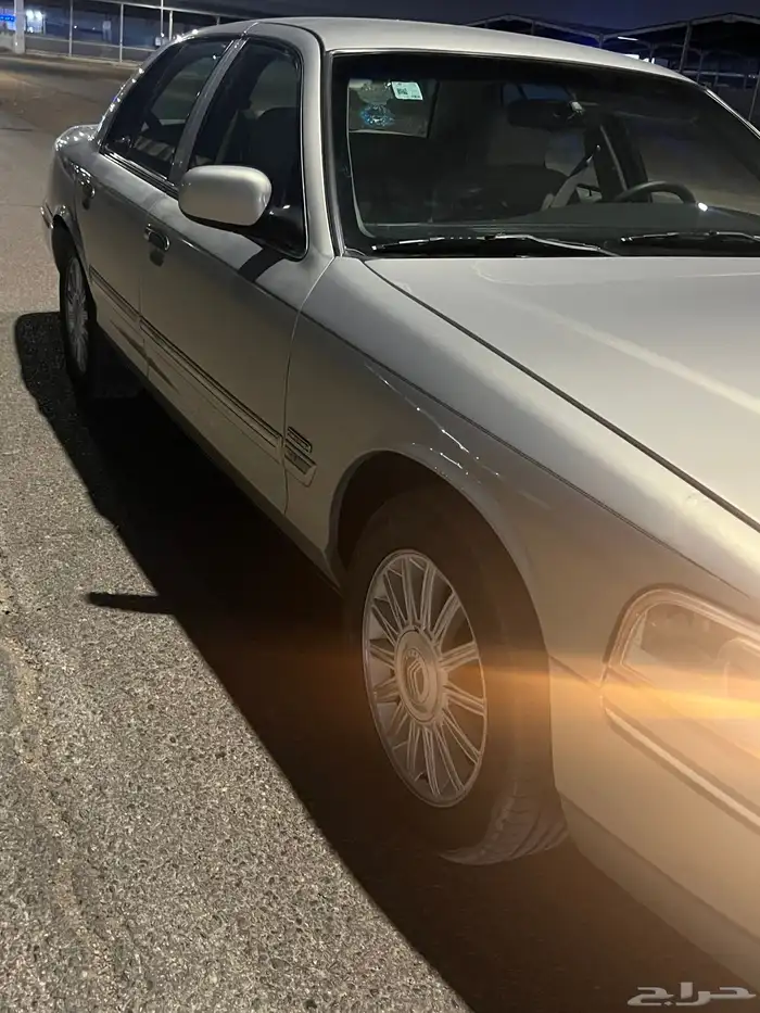 فورد ماركيز 8