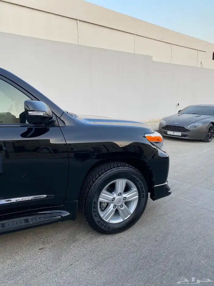 2013 VXR 5.7 Black 4