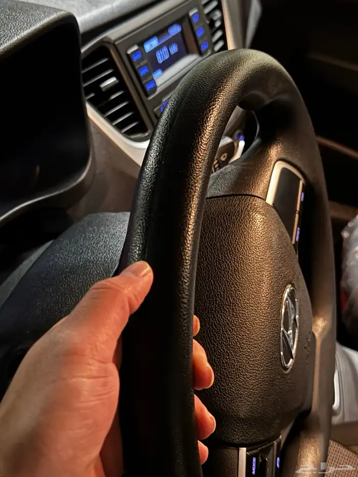 اكسنت 2022 مخزن 1.6 (تم البيع) 41