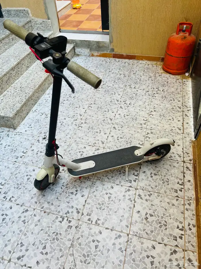 اسكوتر كهربائي 0