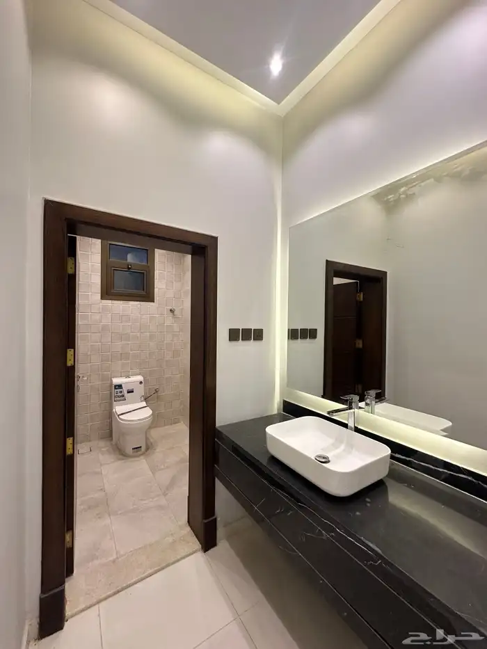 للبيع فيلا دوبلكس قريبه من الممشى والخدمات بخميس مشيط 19