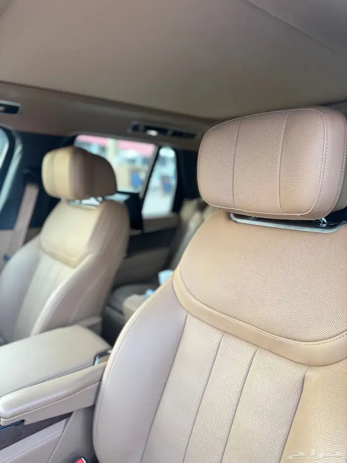 رنج روفر فوج اوتوبيقرافي 2023 V8 - ضمان وصيانة مجانية 8