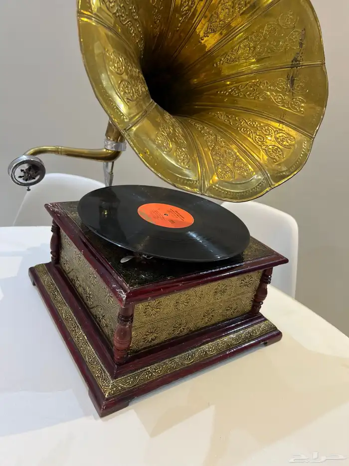 انتيك جهاز موسيقى 4