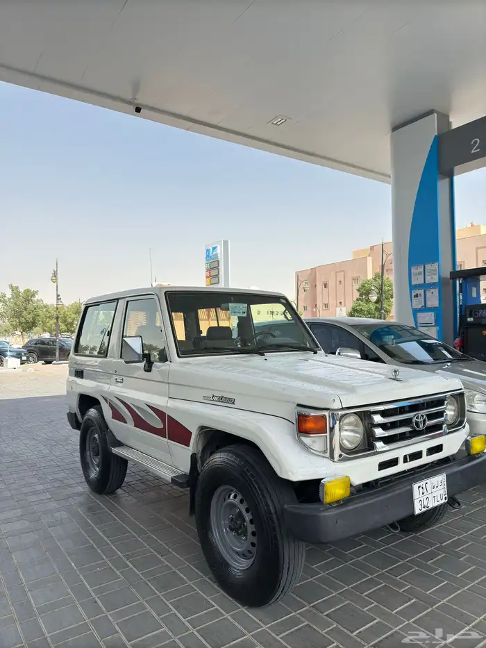 للبيع ربع تويوتا 2006 (مخزن) 0