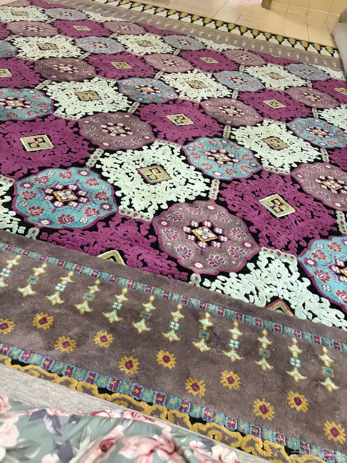 فرشه حرير نظيفه 0