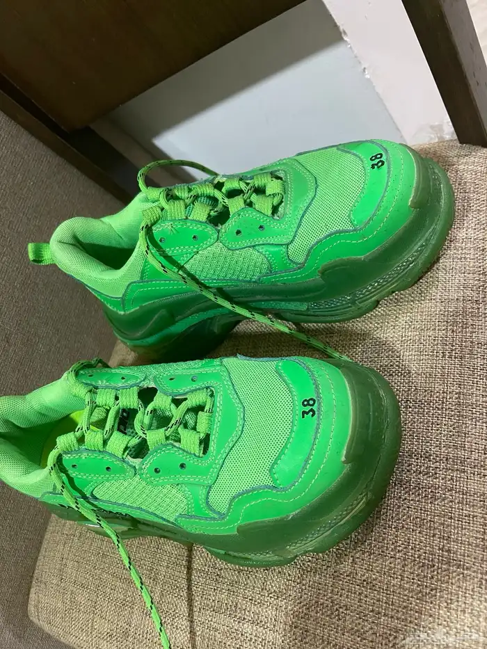 حذاء ماركة بالنسياغا Balenciaga مستخدم 4