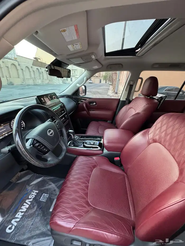 للبيع باترول 2023 بلاتينوم أسودV6 14