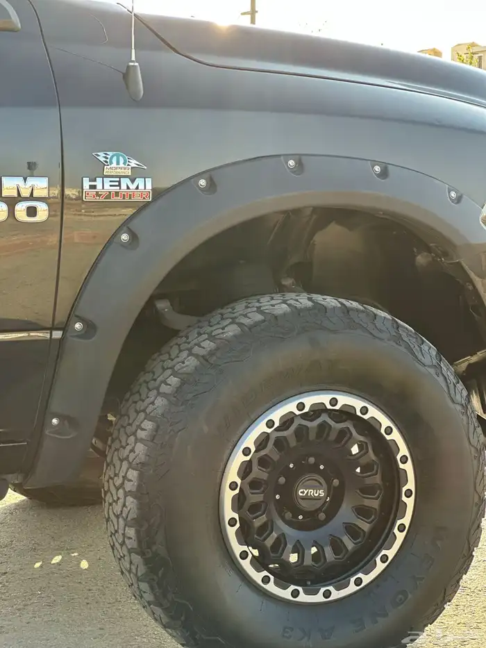 دوج رام كلاسيكي مالك ثاني من الوكالة 9