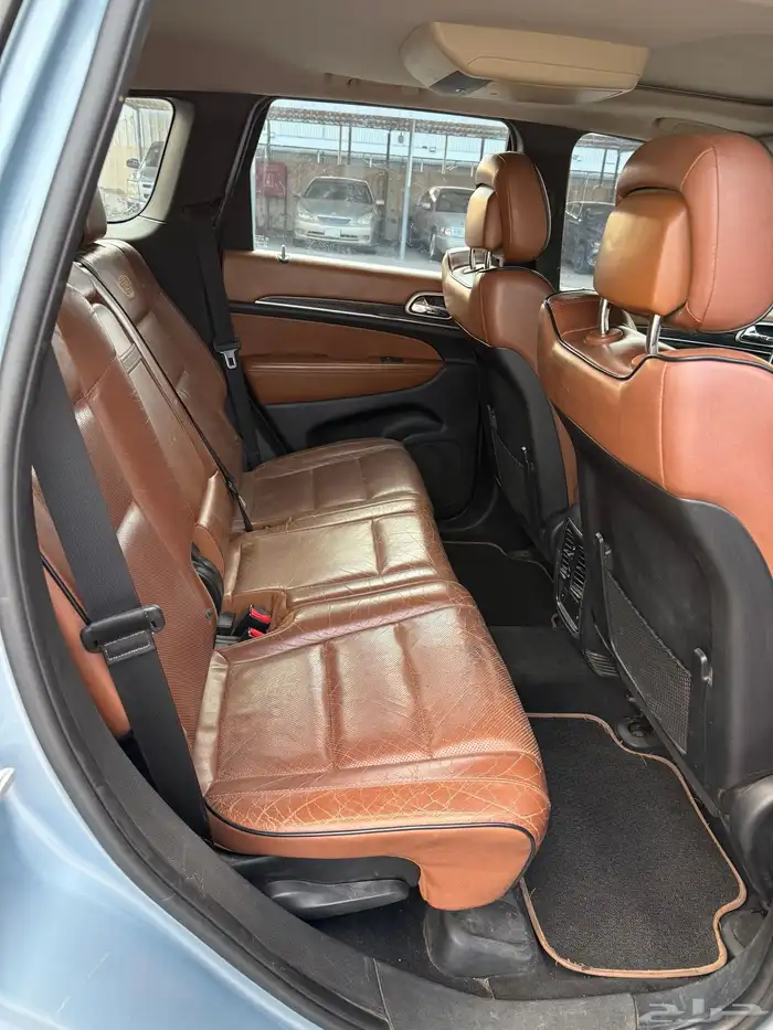 للبيع جيب جراند شيروكي 2013 20