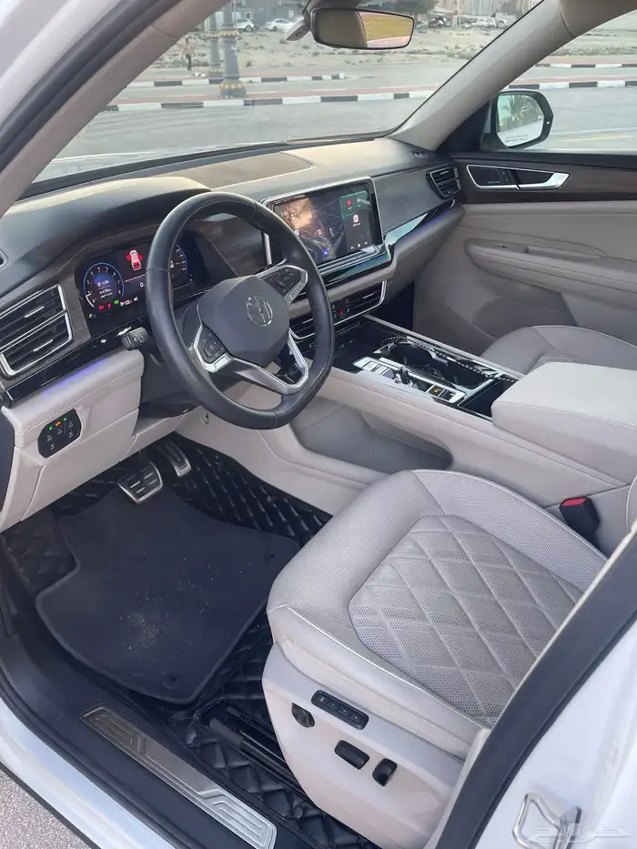 فولكس تيرامونت R 11