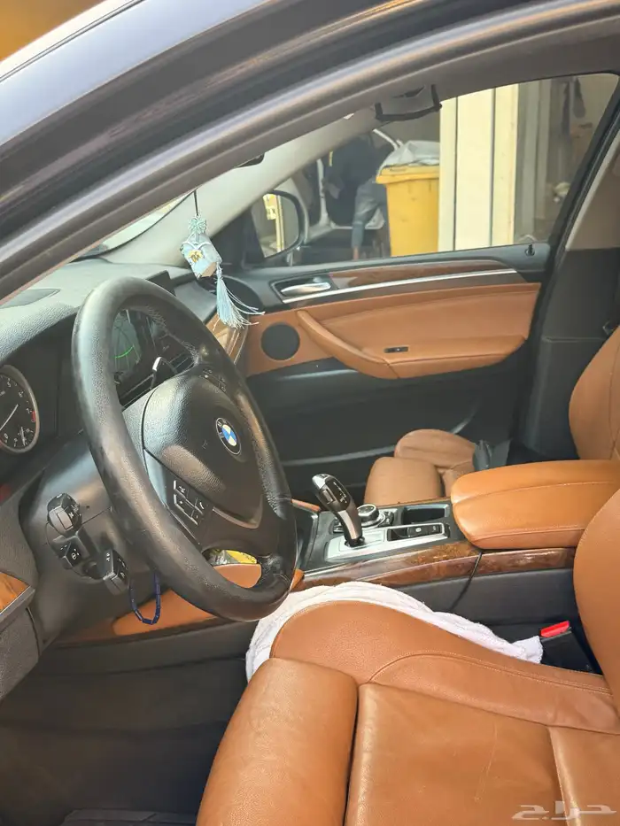 للبيع سيارة BMW فئة X6 موديل 2012 5