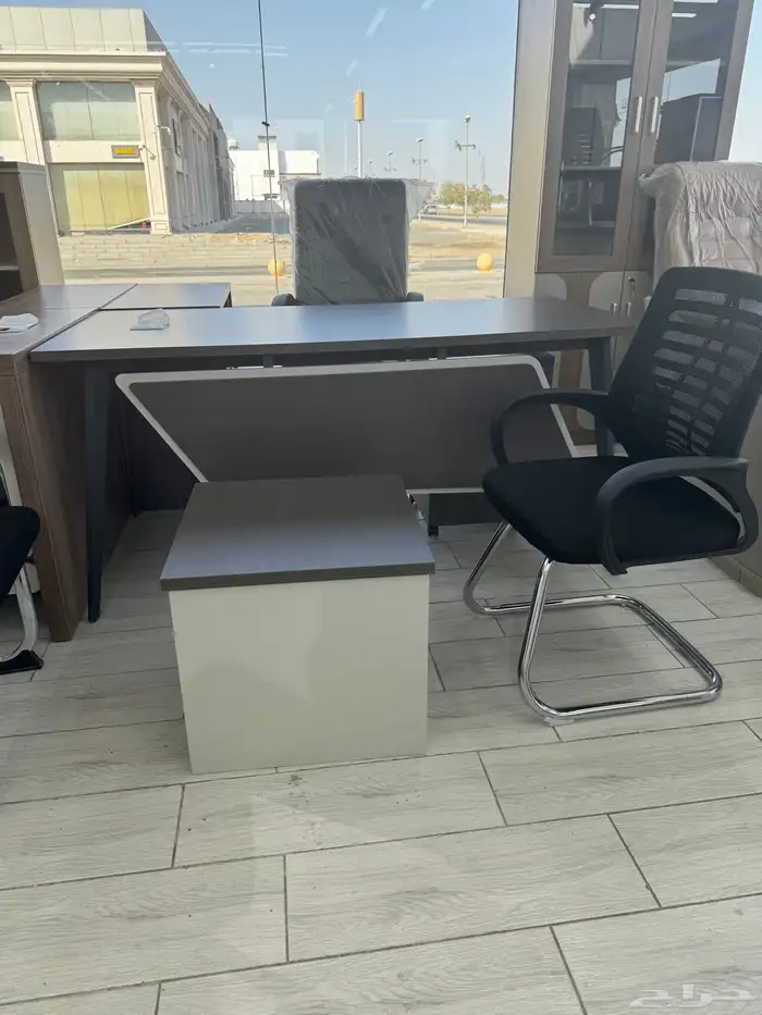 مكاتب طقم فخم مكتب ماسه دولاب ملفات متوفر 9